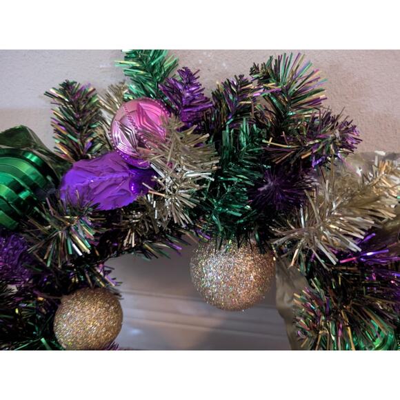 Large Handmade Mardi Gras 21" Wreath Mask Front Door Decor Purple Gold Green - Picture 4 of 8